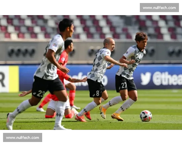 恒大对阵东方球迷情绪碰撞引发赛场内外热议风波持续发酵讨论升级